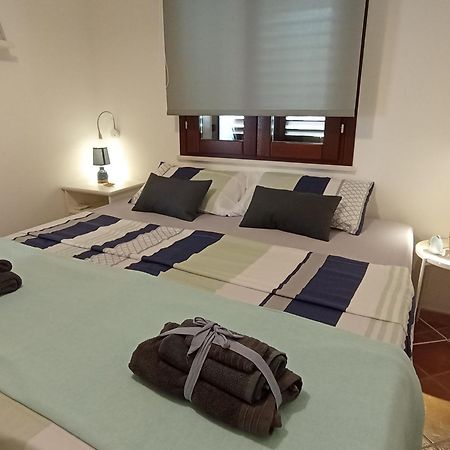 Casa Alba Apartment Sant'Antioco Room photo